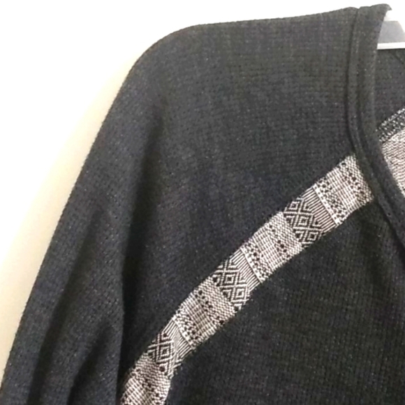 LUCKY BRAND LONG SLEEVE COLOR BLOCK THERMAL TEE SIZE SMALL - Picture 5 of 12